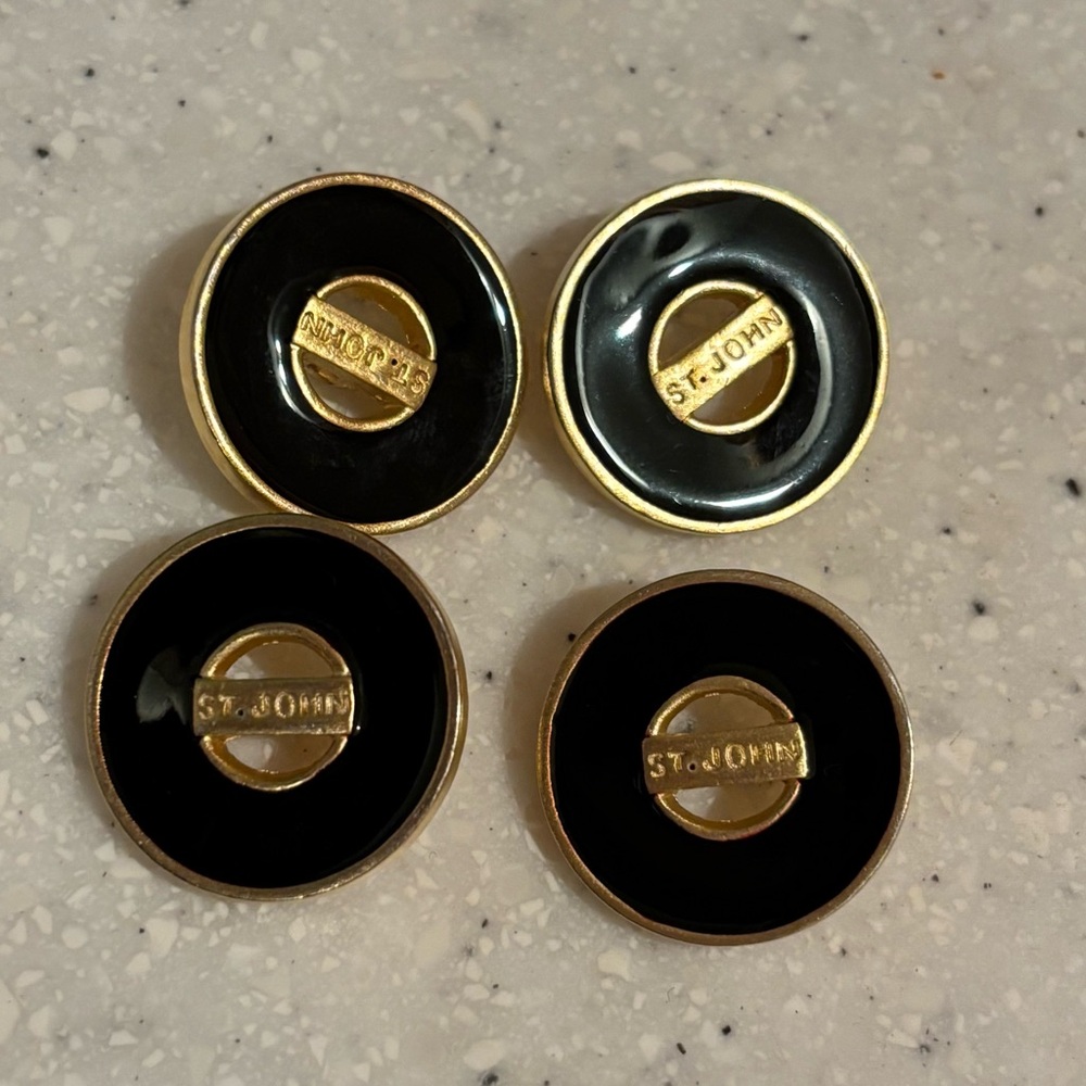 St. John 1” black enamel & gold-tone buttons (lot of 4)